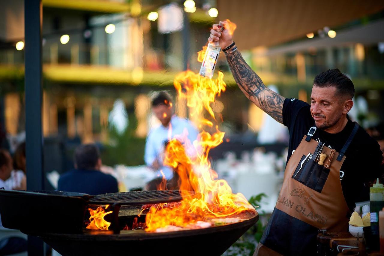Sunfest Aparthotel Pool & Spa Mamaia Nord Năvodari Eksteriør billede